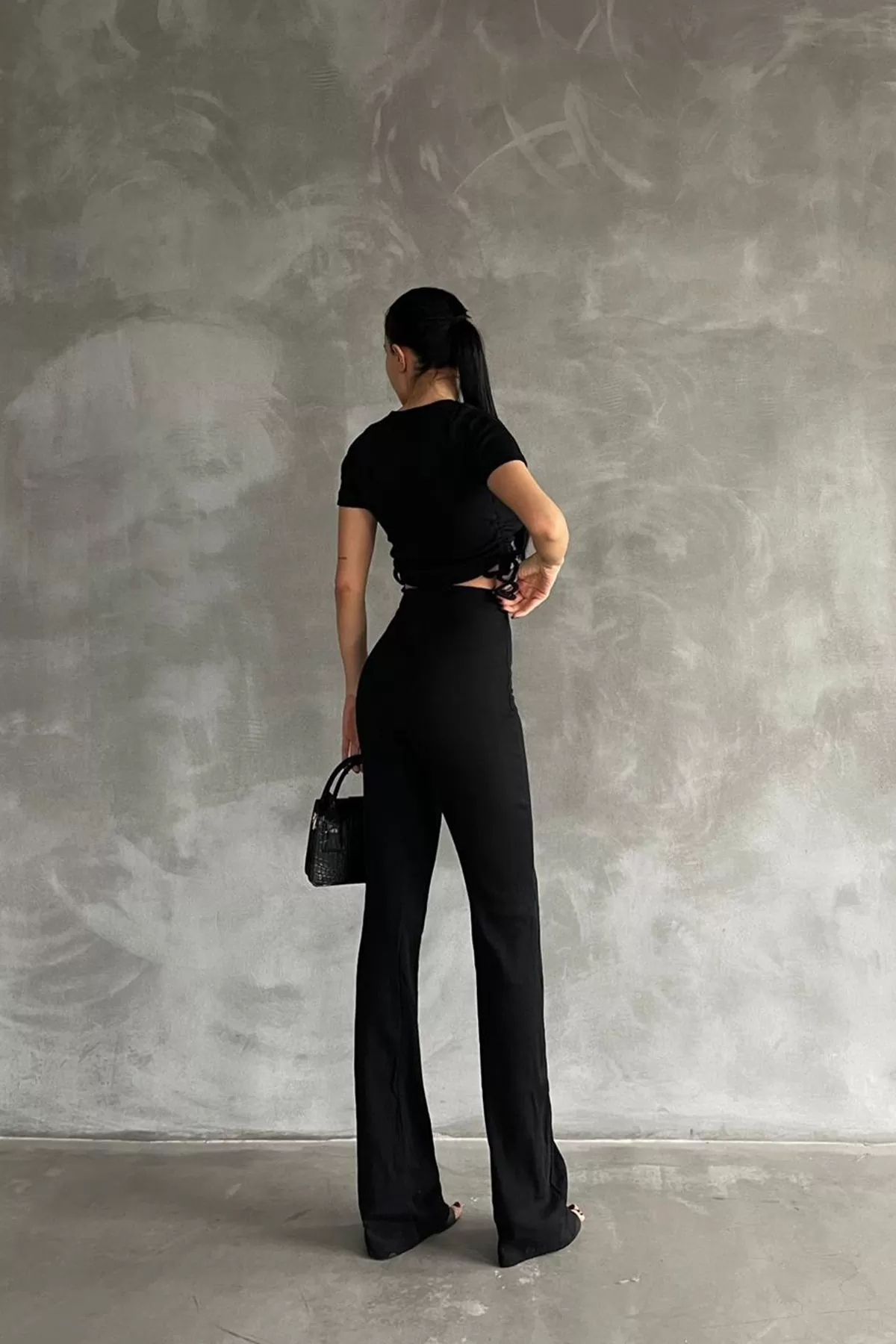 Siyah Pantolon Asansörlü Crop Kadın Alt Üst Takım