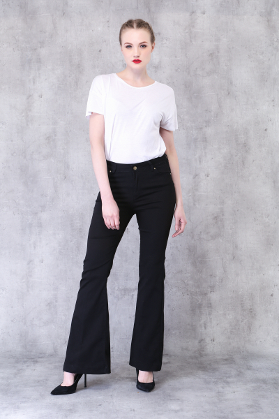 Siyah Slim Fit Yüksek Bel İspanyol Paça Kadın Jeans