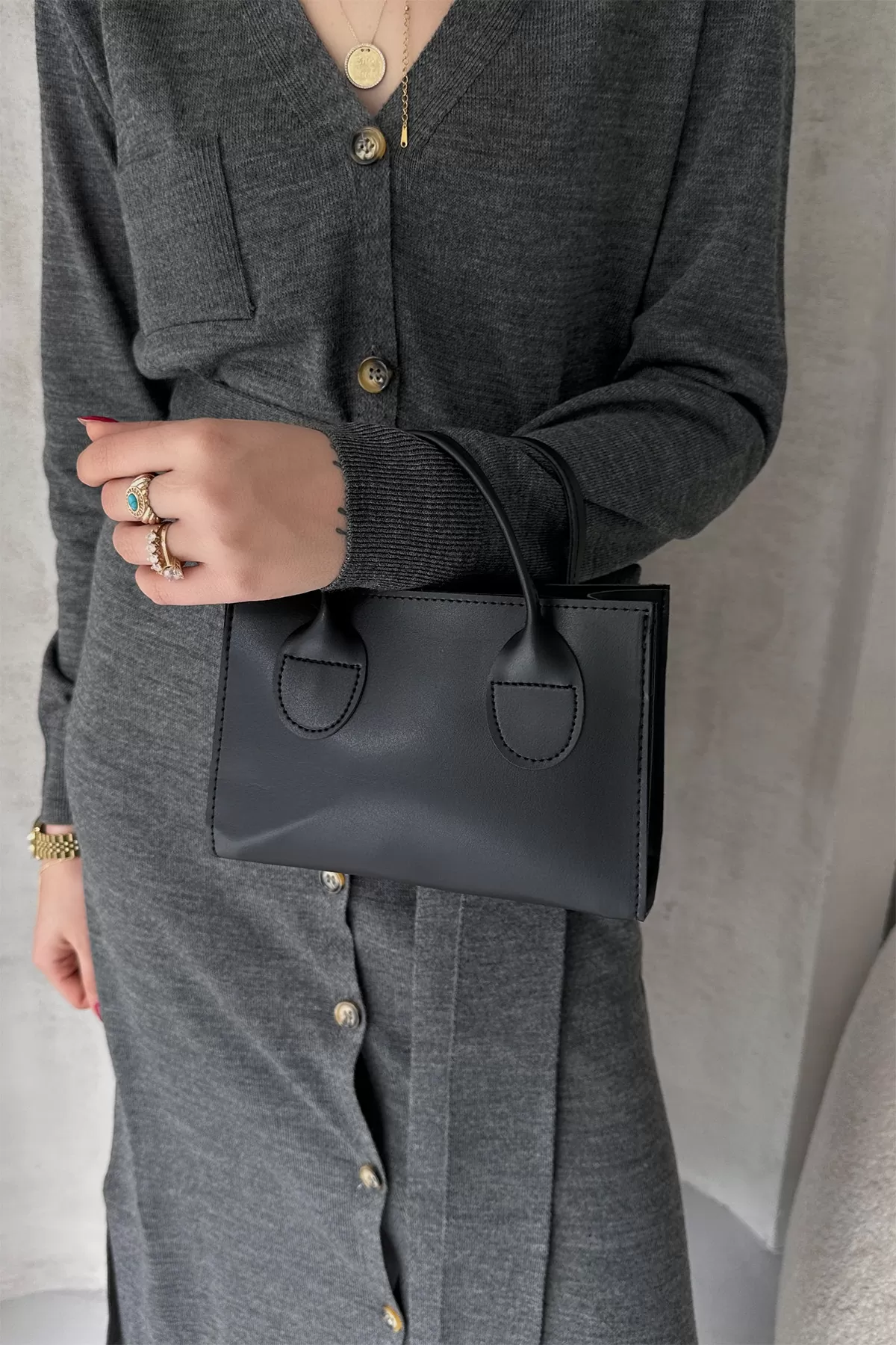 Siyah Suni Deri Kadın Omuz Çantası