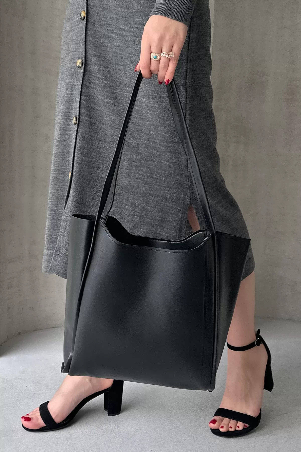 Siyah Suni Deri Kadın Omuz Çantası