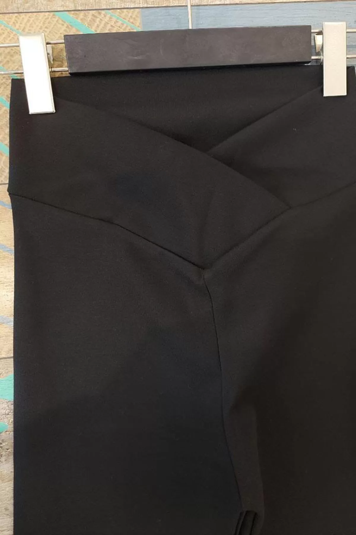 Siyah Yüksek Bel Çapraz Kemer Toparlayıcı Kadın Tayt