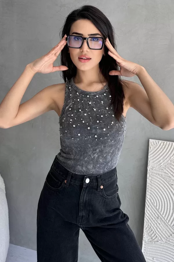 Taş Detaylı Antrasit Yıkamalı Body