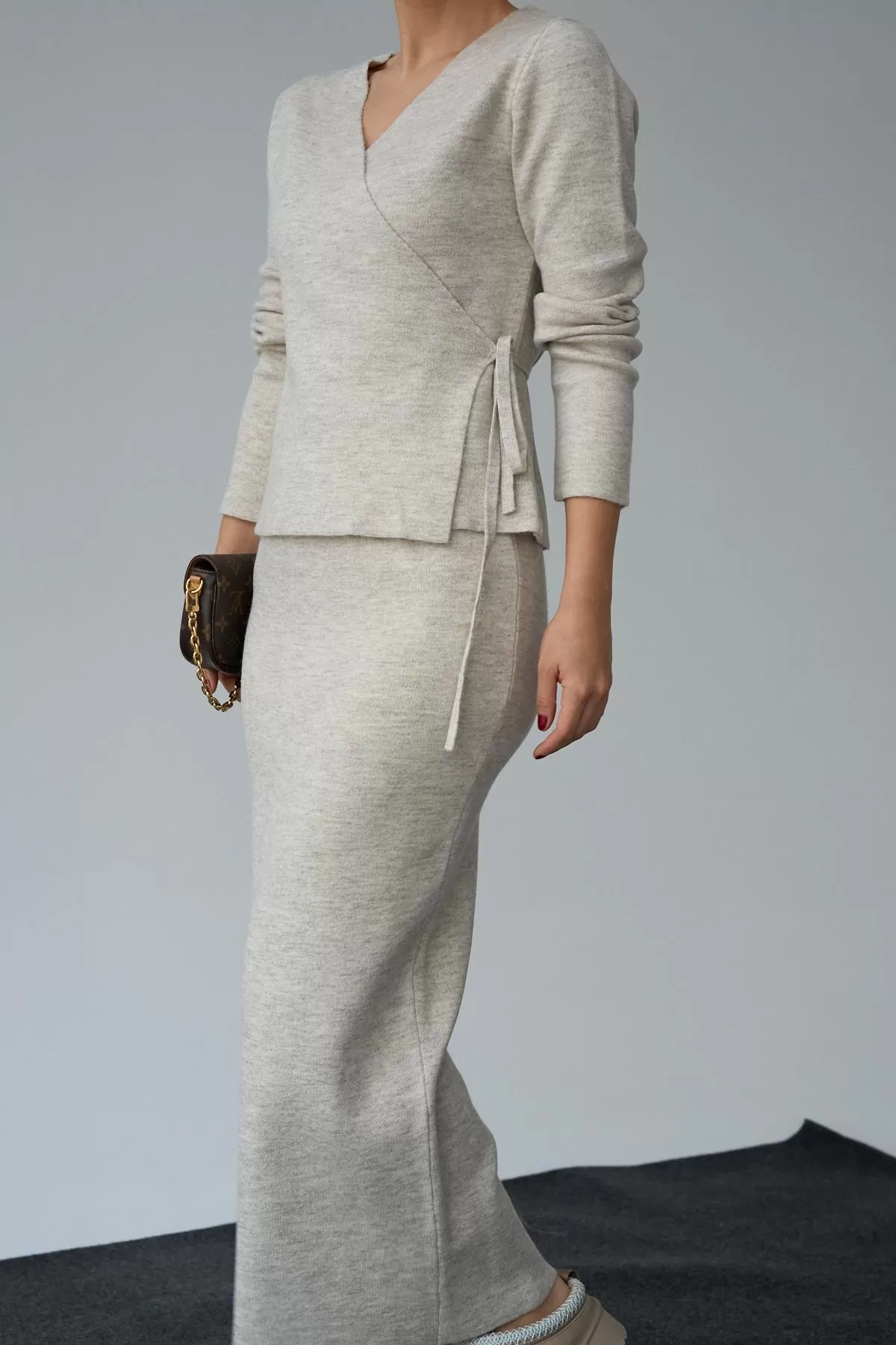 Taş Rengi Kruvaze Yandan Bağlamalı Etekli Takım