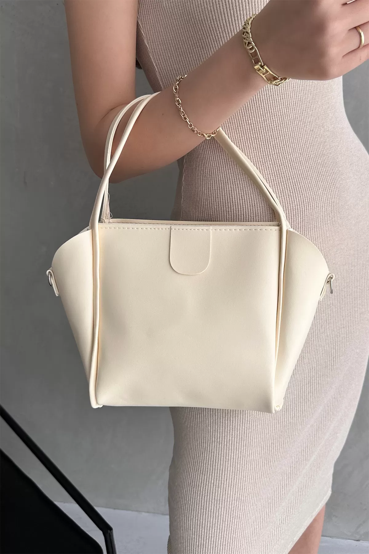 Taş Rengi Suni Deri Kadın Omuz Çantası