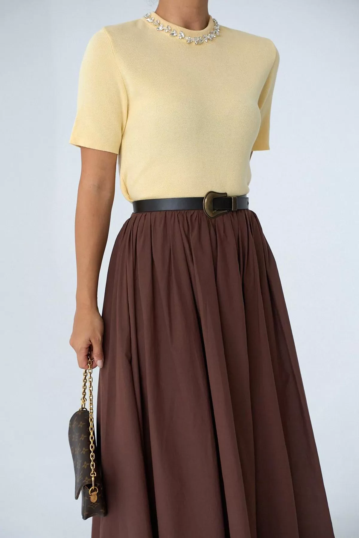 Taşlı Kolye Detaylı Sarı Triko Kadın Kazak