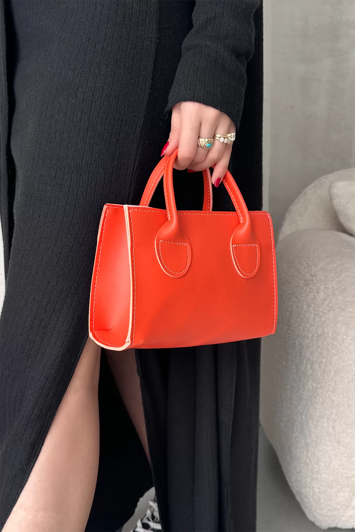 Turuncu Suni Deri Kadın Omuz Çantası