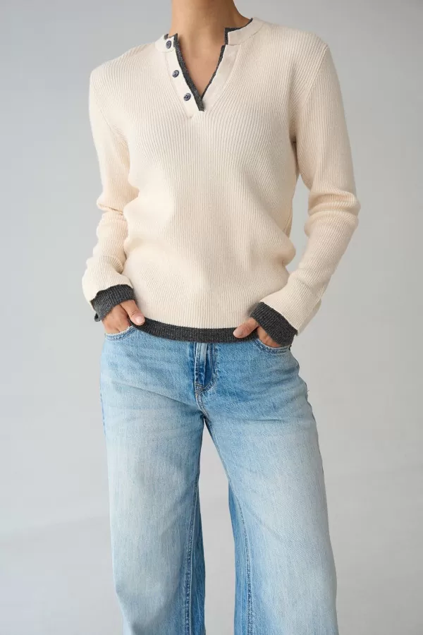 V Yaka Krem Triko Kadın Kazak