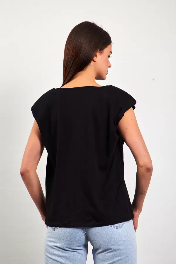 Vatkalı Kolsuz Siyah Pamuklu Kadın Tişört