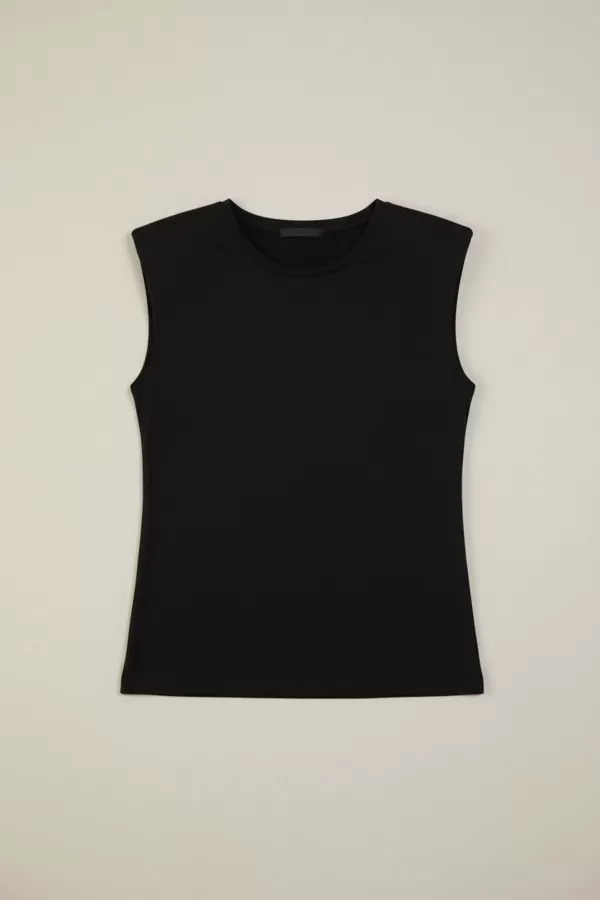 Vatkalı Kolsuz Siyah Pamuklu Kadın Tişört