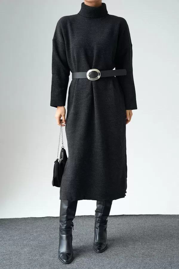 Yandan Yırtmaçlı Antrasit Triko Midi Elbise