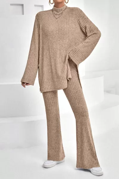 Yarım Balıkçı Yaka Bej Tunik Pantolon Kadın Alt Üst Takım