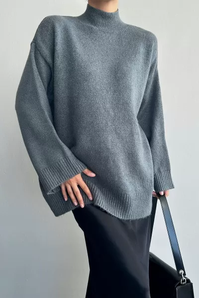 Yarım Balıkçı Yaka Koyu Gri Uzun Kadın Kazak