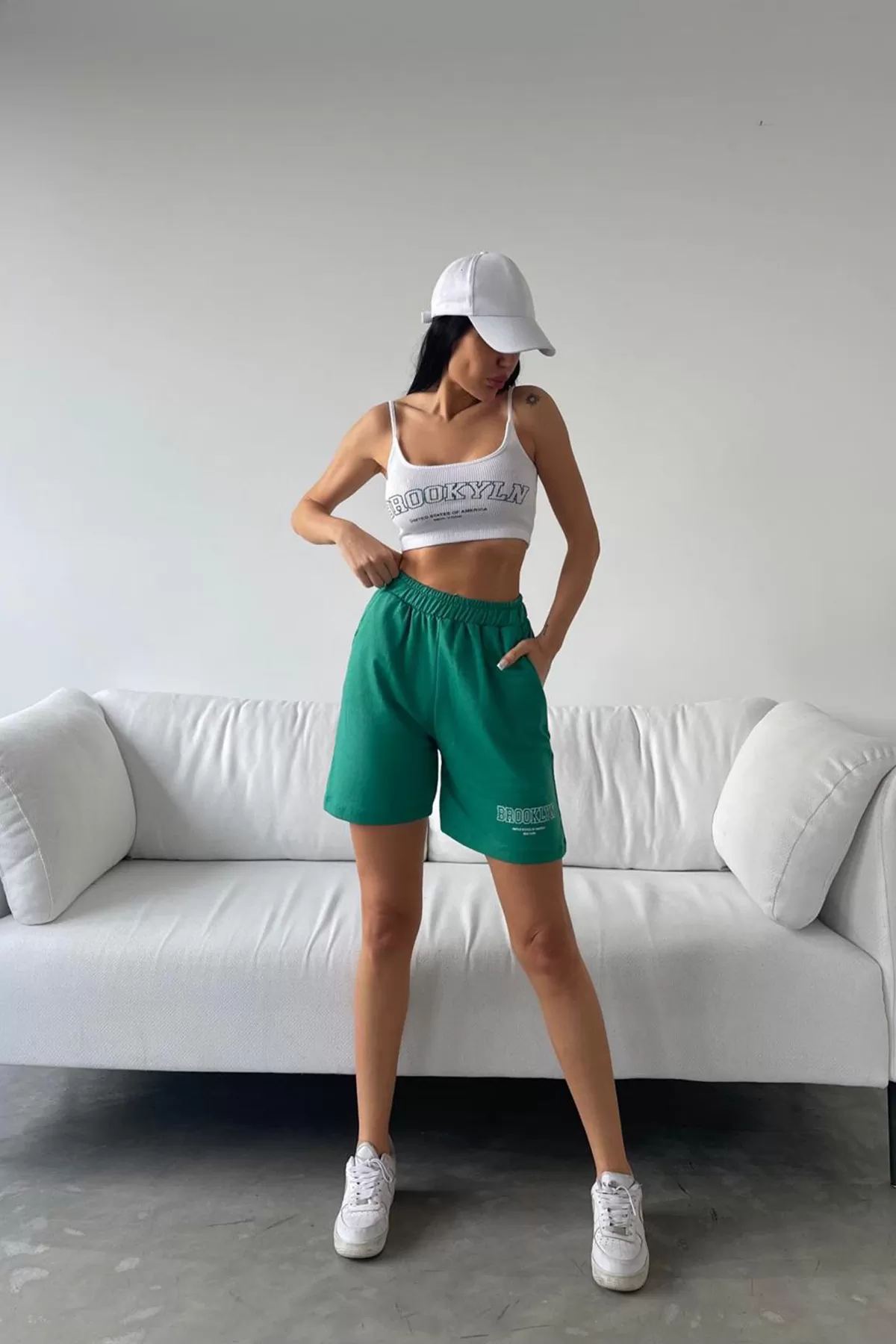 Yeşil Beyaz Şort Askılı Crop Kadın Alt Üst Takım