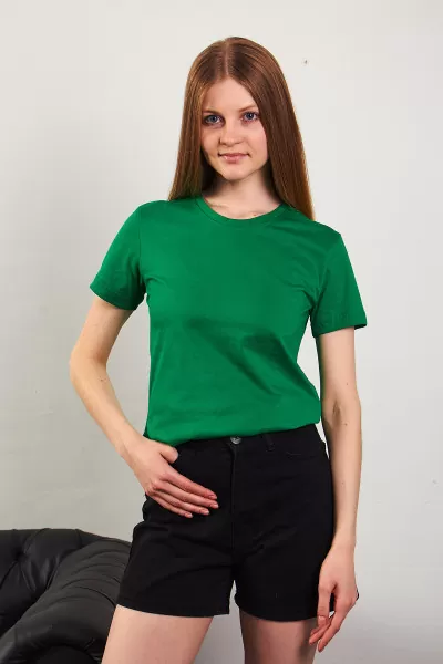 Yeşil Pamuklu Bisiklet Yaka Basic Kadın Tişört